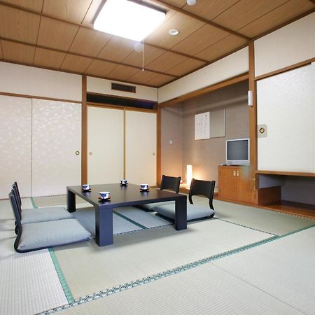 嬬恋村 万座温泉日进馆酒店 外观 照片